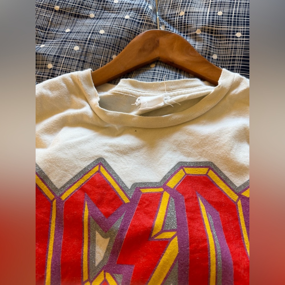 MadeWorn AC/DC white band T-shirt size small - Picture 4 of 4